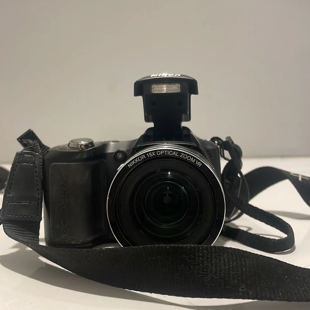 Nikon Cool Pix - 15x